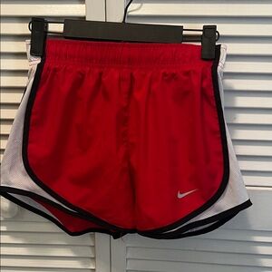 #1148+ Women's Red Athletic Shorts